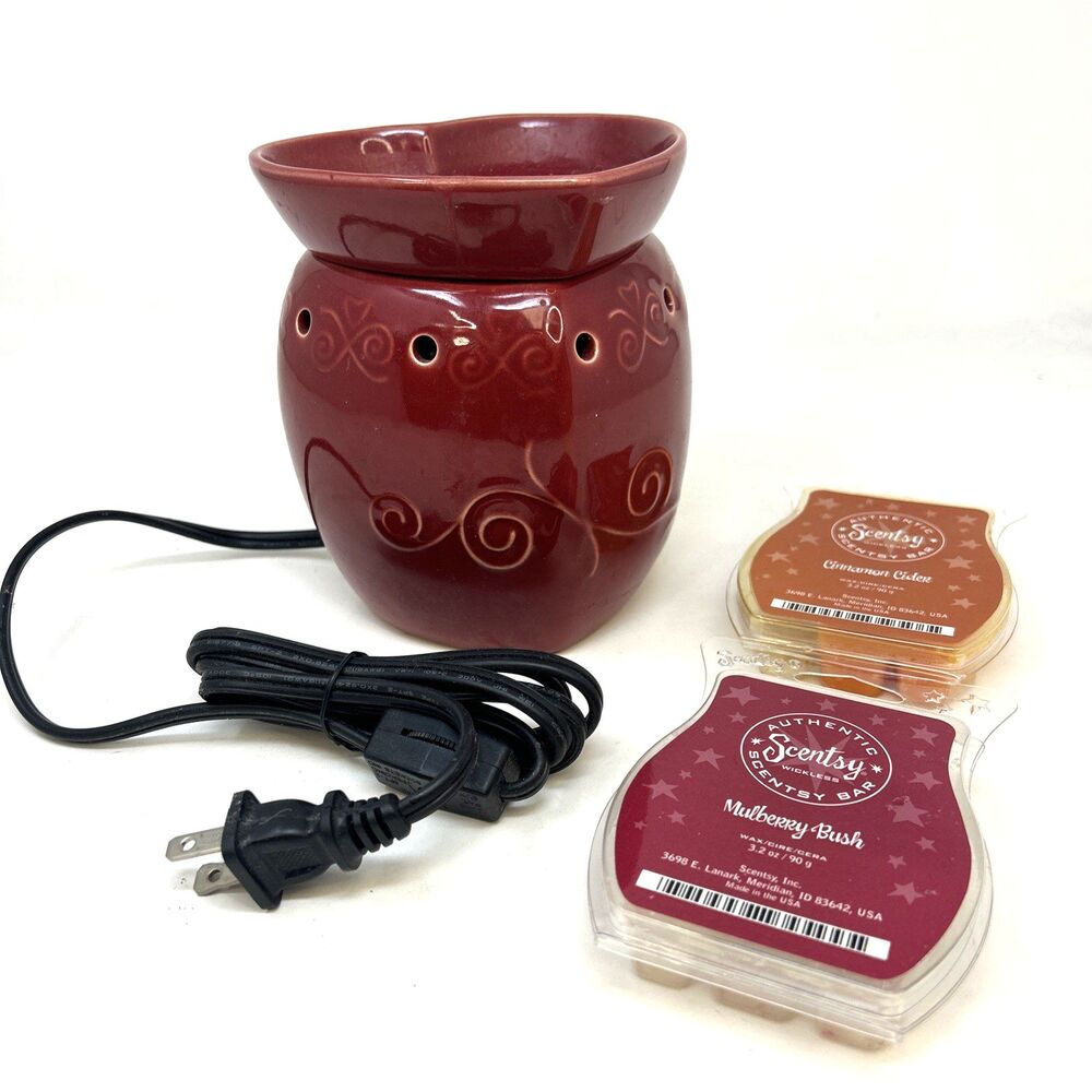 Scentsy Wax Warmer Hugs & Kisses Red Heart Shaped Aromatherapy Tested and Works!